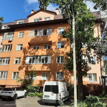 Relax Point Apartment Ирпин Екстериор снимка