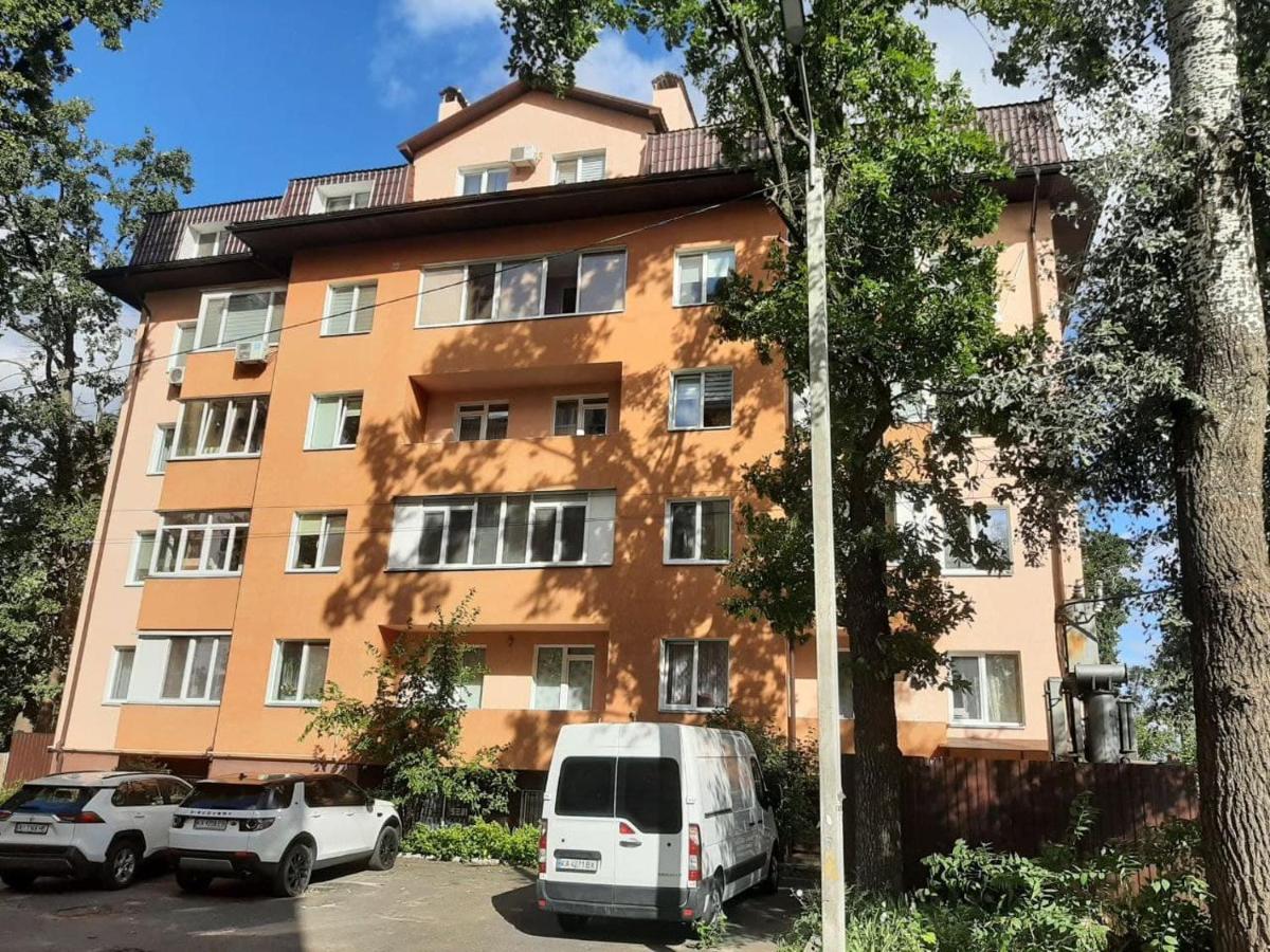 Relax Point Apartment Ирпин Екстериор снимка